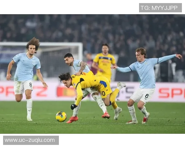 桑托斯强调替补阵容需提升能量全力以赴争取胜利